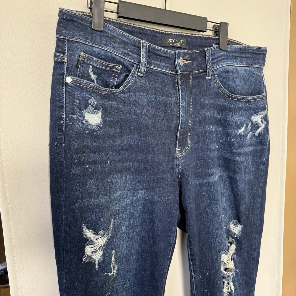 Judy Blue Womens 14W Blue High Rise Boyfeiwnd‎ Fit Distressed Denim Jeans - Picture 2 of 9